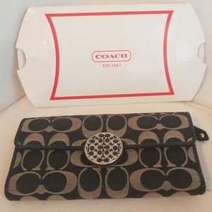 Coach wallet